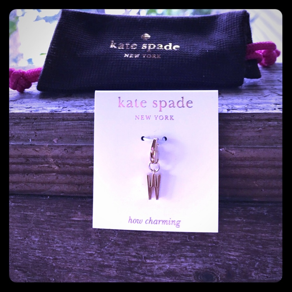NWT & DUST BAG “W” KATE SPADE CHARM ♠️